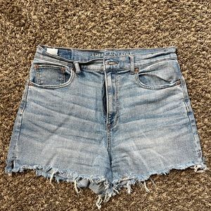 AE High Rise 90s Boyfriend Jean Shorts